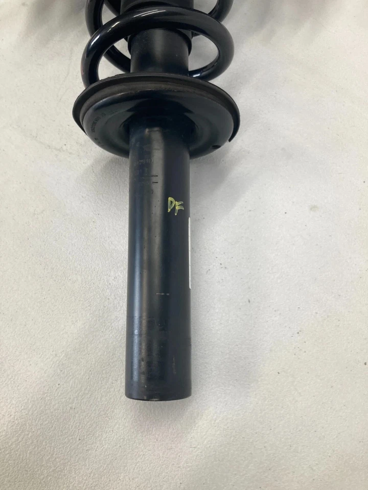 09-12 Audi Q5 Driver Left Front Strut Shock Absorber Assembly OEM 8R0413031F - Image 3 of 4