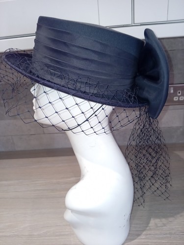 Vintage Navy Hat with Large Bow & Veil - Steam Punk - Picture 5 of 5