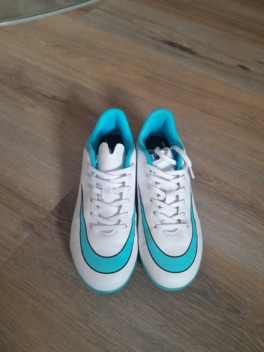 Mingsibo Kinder Fussballschuhe Gr 36 weiß Super Zustand Multinocken Kunstrasen - Bild 4 von 5
