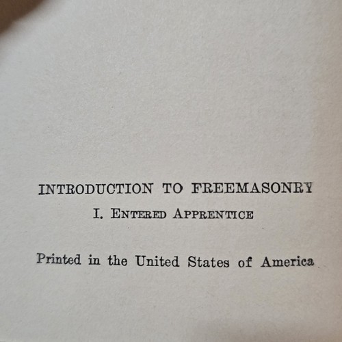 Introduction to Freemasonry – Entered Apprentice (1944) Carl H. Claudy – NC... - Picture 6 of 8