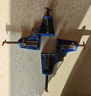 Pair of Record M140 Corner Clamps
