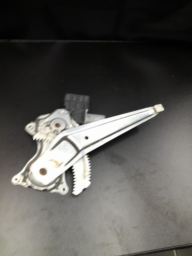 2016 - 2022 Toyota Prius Rear Right Side Door Window Regulator w/ Motor Tested - Picture 7 of 8