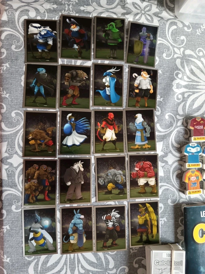 Calciatori Panini 2019-2020 serie completa 827 fig. + album vuoto + Tutto. Leggi - Immagine 3 di 4