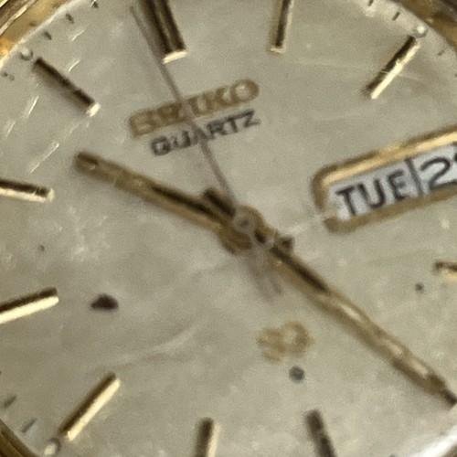 Vintage Mens Seiko Quartz Wrist Watch Day Date Display 7546-8049 #17 NOT WORKING - Picture 4 of 21