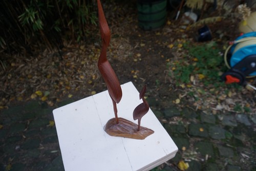 Stehende Kraniche (2) 1950er Teak H 43 cm B 16 T 7 cm - Bild 3 von 3