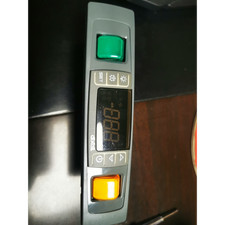 XR71CX 5N0C0 Temperature Controller Fast Delivery One in Box Brand New with Box