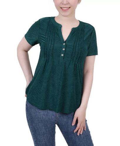 NY Collection Damen Top Petite PL Kurzarm Y-Ausschnitt Jacquard