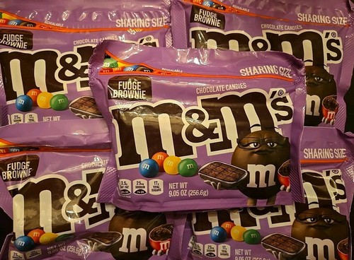 M&M's Fudge Brownie Chocolate Candies Sharing Size 9.05 OZ