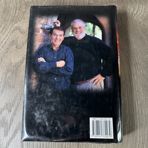 Left Behind Books Tim LaHaye & Jerry B. Jenkins Lot Of 5 Hardcover & Paperback - Foto 17 di 17