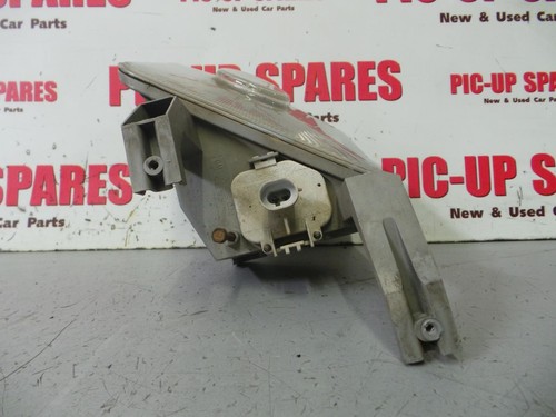 VAUXHALL VECTRA 1999-2002 O/S DRIVERS FRONT FOG LIGHT LAMP 244980 - Picture 3 of 4