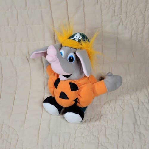 Oakland als Halloween Stomper Plüsch Maskottchen Elefant Kürbis 8 Zoll Baseball Plüschtier