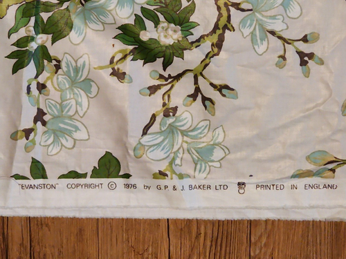 G.P. & J Baker LTD England 1976 Evanston Floral 2.9 yds x 48" Linen - Picture 3 of 3