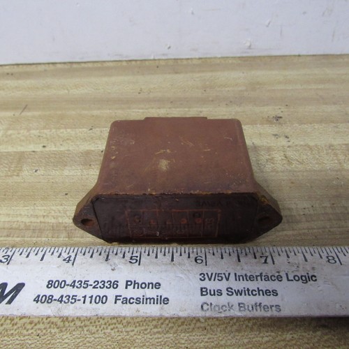 CAPACITOR TRANSMITTING MICA 40 70 100 200 390 pF .0015 .005 .01 .015 .05 uF . - Picture 17 of 210