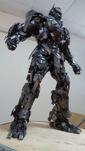 Optimus Prime Transformer Metallic Artwork Model Unique Handmade Masterpiece 24" - Picture 2 of 12