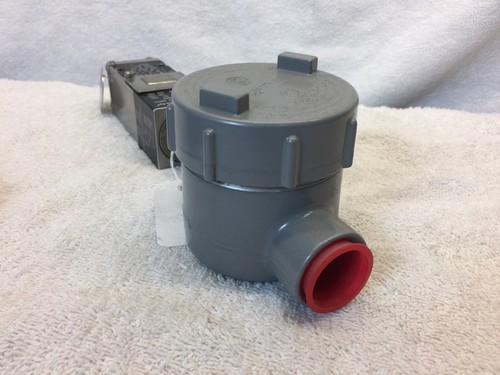 ITT Industries Neo-Dyn 122P87C6I442 ADJ Pressure Switch 375 to 725 PSIG (1975) - Picture 7 of 7