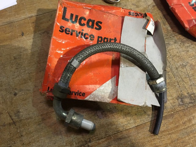 Fits Land Rover Ferret Champ Screened ignition lead LU/423935 F32 Fits Land Rover Ferret Champ Screened ignition lead LU/423935 F32