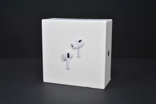 Apple AirPods Pro (2nd Generation) with MagSafe Wireless Charging Case - White
