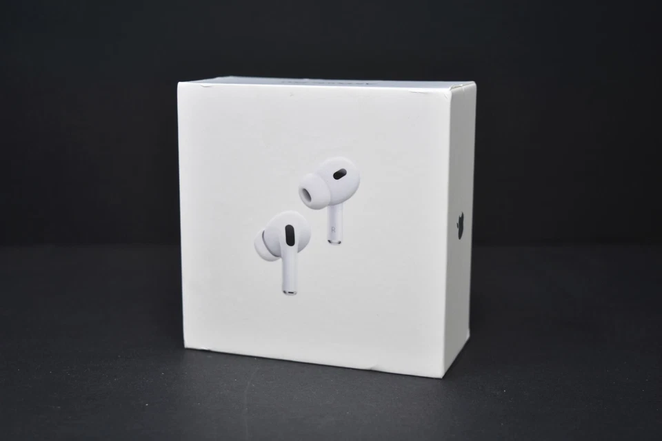 Apple AirPods Pro (2nd Generation) with MagSafe Wireless Charging Case (USB-C)