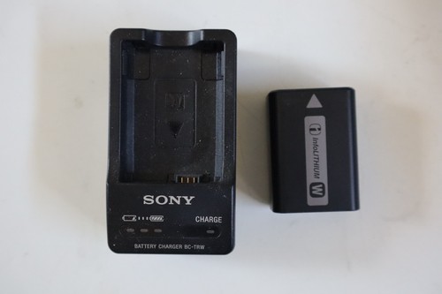 Sony Alpha NEX-F3 Digital Camera With SEL 1855 Lens - Picture 2 of 15