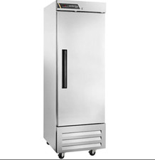 CENTERLINE™ REACH-IN REFRIGERATORS & FREEZERS 