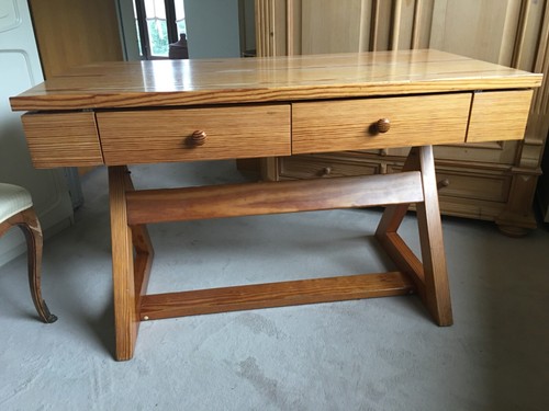 IKEA Kinder Schreibtisch aus Massivholz von 1975, Höhe & Tischplatte verstellbar - Bild 4 von 6