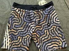 ADIDAS SWIM BOARD SHORTS SIZE 34 MEN NWT 70.00