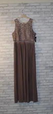 [Mother of the Bride] DRESS 14P 14 NW Nightway NEW NWT Beige Lace Sparkle SEXY