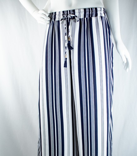 Tommy Bahama Damen Caprihose neu blau weiß gestreift Glockenboden Größe L - Bild 9 von 12