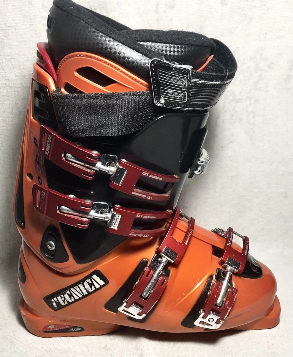Icon top ski boots