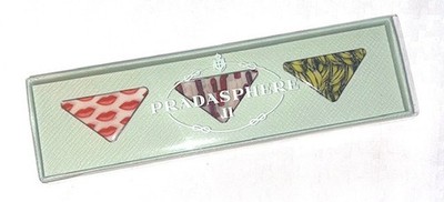 PRADA アーカイブ ブローチ 2個セット Authentic Prada Brooch Pin Set