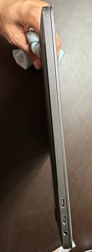 MacBook Pro 2019 13-inch 2.8GHz Intel Core I7 1TB 16GB Space Gray Laptop - Picture 6 of 12