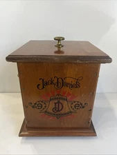 *RARE* VTG Jack Daniels Wooden Ice Chest Cooler w/Plastic Insert Tongs-Bar Decor