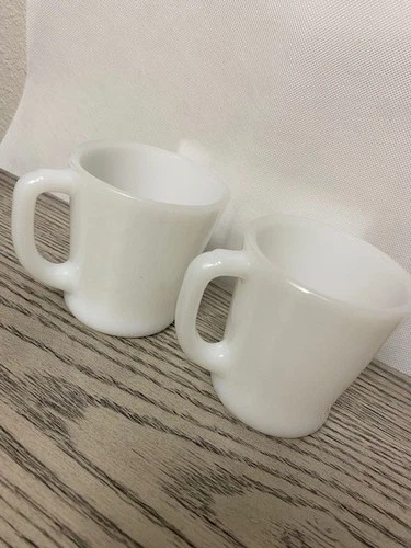 VTG Fire-King Milk Glass Coffee Mugs Pair White D-Handle USA Anchor Diner Ware