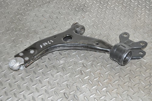 Volvo V40 D3 Front Right Wishbone Arm 2015 RHD 10040670 - Picture 3 of 4