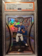 2019 Panini Select - Premier Level Daniel Jones #157 Silver Prizm (RC) PSA 9
