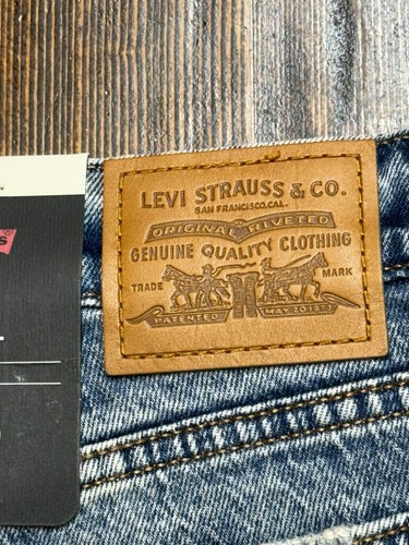 Levi's Premium Wedgie Bootcut Jeans, Women’s 28x30, Distressed, High Rise, NWT - Picture 13 of 17