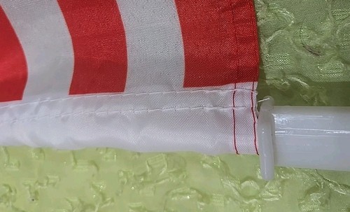 2 BANDERAS DE COCHE DEPORTIVO DE EE. UU. NUEVAS 12 X 18" POLIÉSTER RESISTENTE VENTANA ASTA INCLUIDA - Imagen 9 de 11