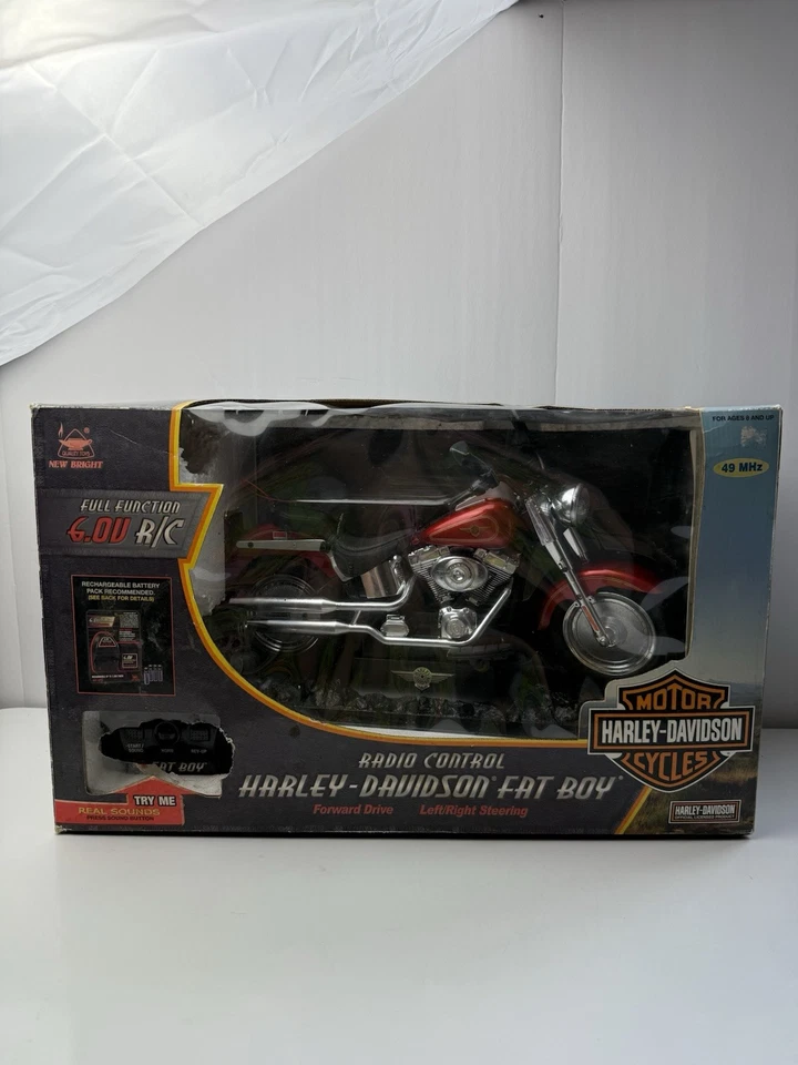 2003 HARLEY DAVIDSON Red Fatboy Remote Control Motorcycle 1431 Toy 6.0V Damaged - Image 2 of 4