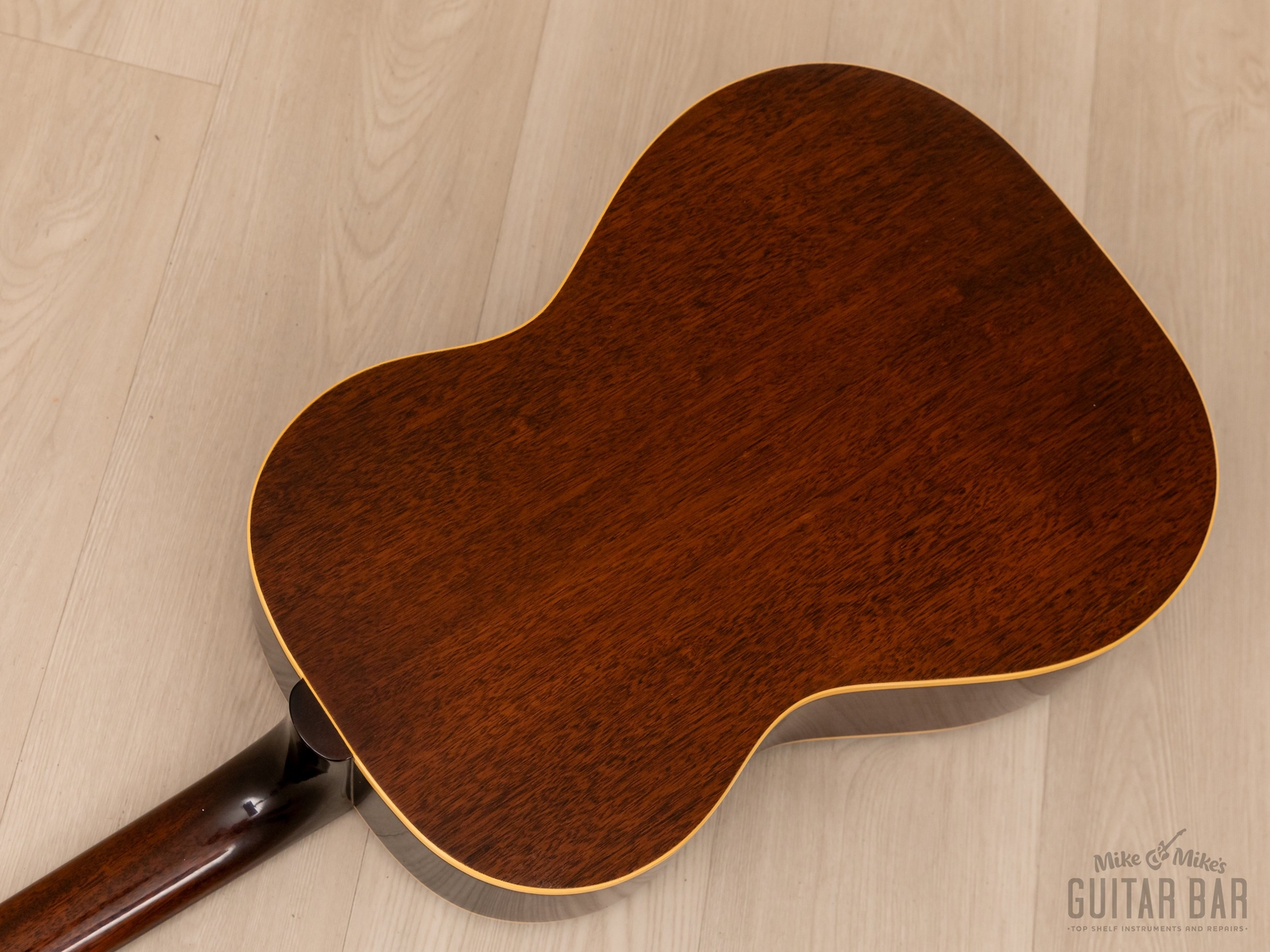 1962 Gibson LG-1 Vintage Acoustic Guitar Sunburst w/ Case - Picture 17 of 18