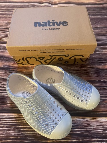 Jefferson Native Size C9 Bloom Print White With Air Blue