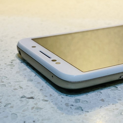 Alcatel 1C 5009A Smartphone - gold - 16G , 3G Black TELSTRA #147 /DO - 第 3/10 張圖片