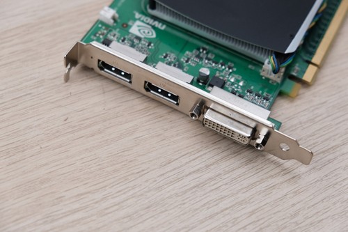 Carte Graphique PNY Nvidia Quadro Fx580 1Go GDDR3 - Photo 3/3