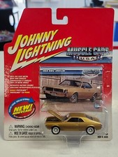 Johnny Lightning Muscle Cars Usa #15 1968 AMC Javelin White Lightning