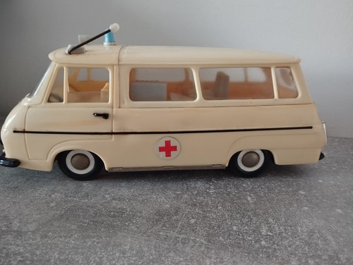 Skoda-Krankenwagen Kunststoff Schwungrad made in CSSR 60-70er Jahre - Bild 2 von 10