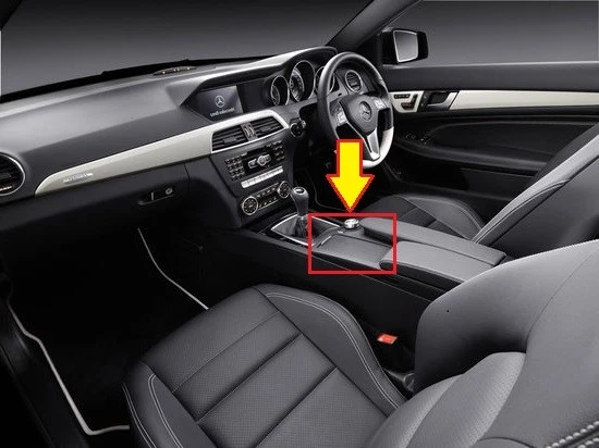 W204 center 2024 console cover