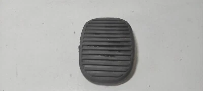 Alfa Romeo 147 1.9JTD 2002 LHD Front Clutch Pedal Rubber Pad - Photo 1/4