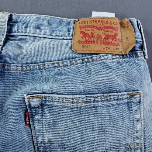 Jeans Levis 501 uomo 34x32 blu gamba dritta bottoni mosca strappato abbigliamento da lavoro traforato - Foto 13 di 19