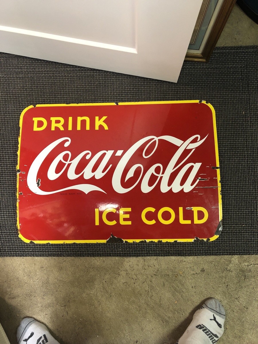 RARE 1946 CANADA COCA COLA PORCELAIN METAL SIGN FOUNTAIN