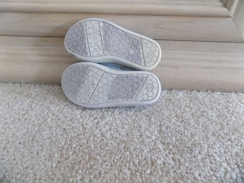 Cat and Jack Toddler Size 6 - Picture 3 of 3