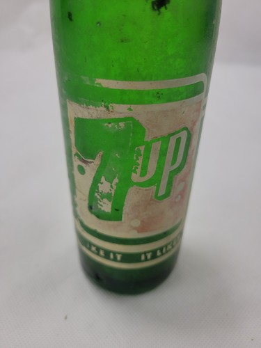 Vintage Green Glass White Label 7Up Bottle 10 oz - Picture 5 of 7